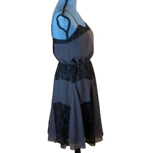 NWT BCBGeneration Womens Sleeveless Lace & Chiffon Dress Small - Picture 4 of 7